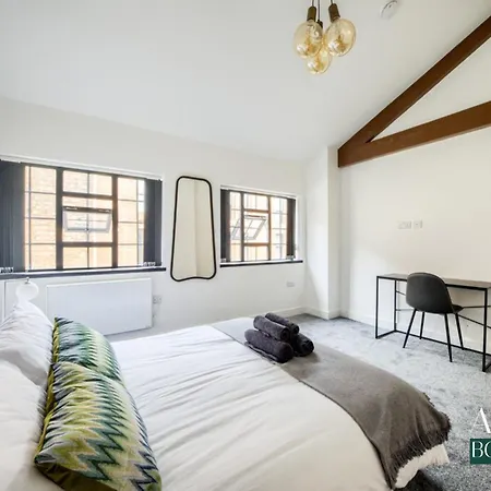Luxury 3 Floor Townhouse - Alara Boutique Living Апартаменты *